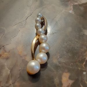 10k Pearl Journey Pendant